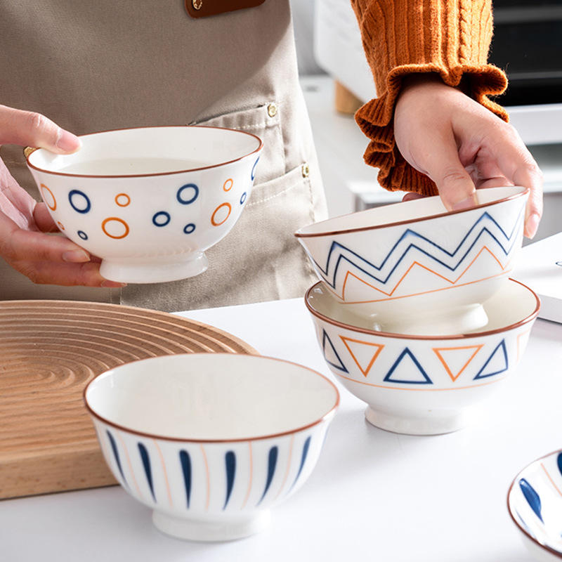 网红陶瓷碗日式创意釉下彩家用吃饭碗套装 陶瓷餐具饭碗批发