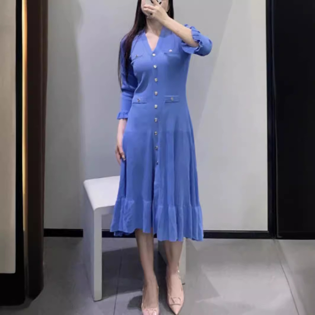 法单s家2024夏季新款名媛风优雅雾霾蓝v领针织鱼尾连衣裙女-阿里巴巴