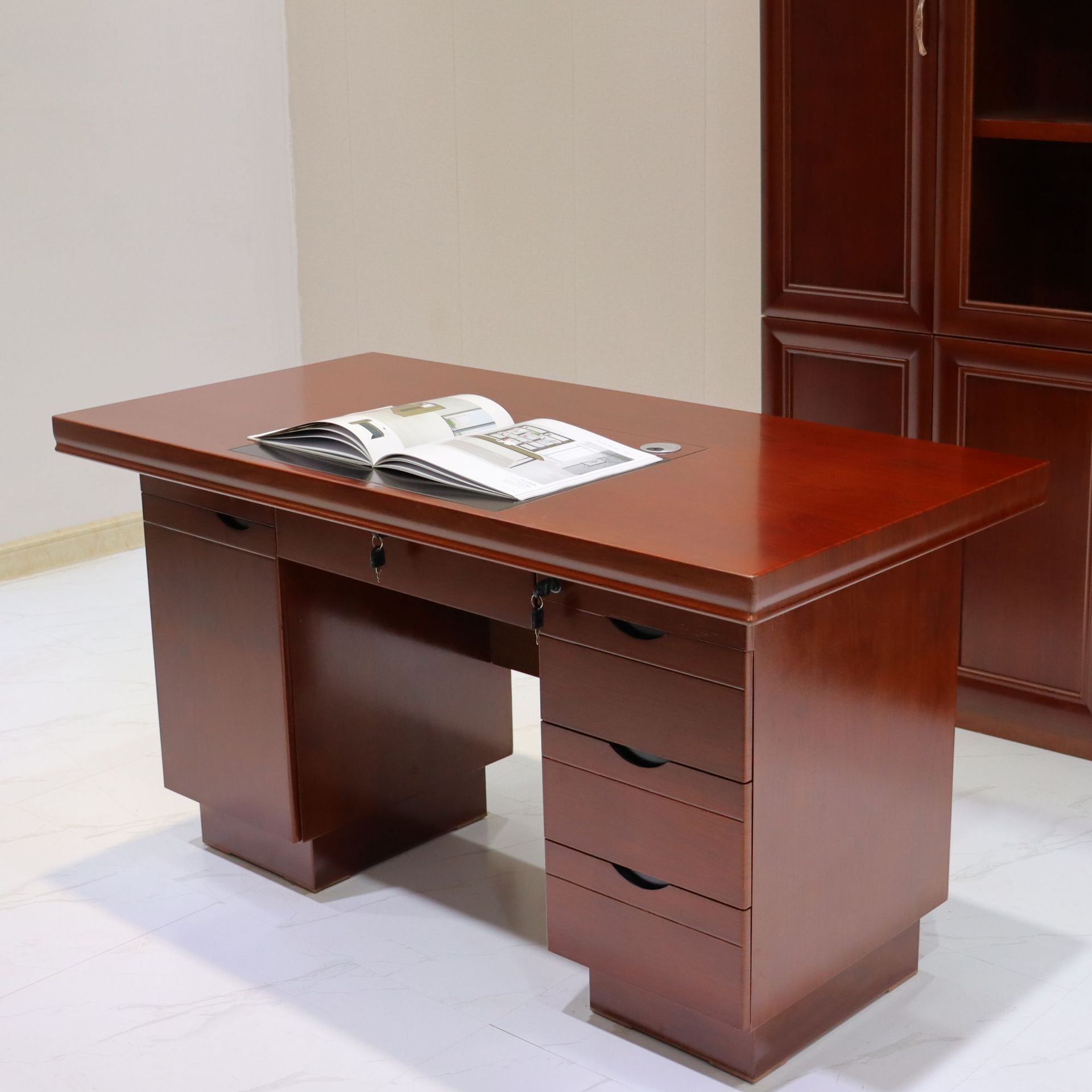 办公家具贴纸油漆电脑桌台式办公桌职员经理桌子办公室学生写字台