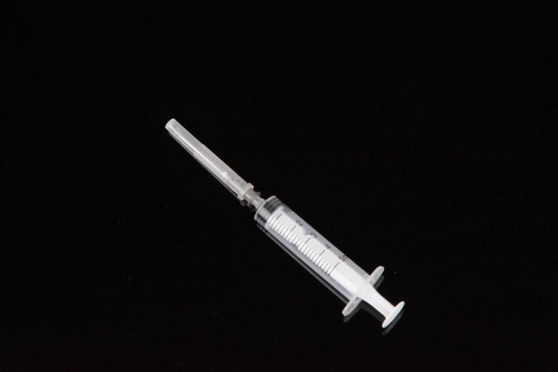 一次性注射针筒塑料针管2.5ml 1ml带针 注射器5ml 20ml 50ml 10ml