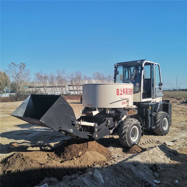 2021欧泰新款双动力平口搅拌车四驱自上料搅拌铲车口碑好价格便宜