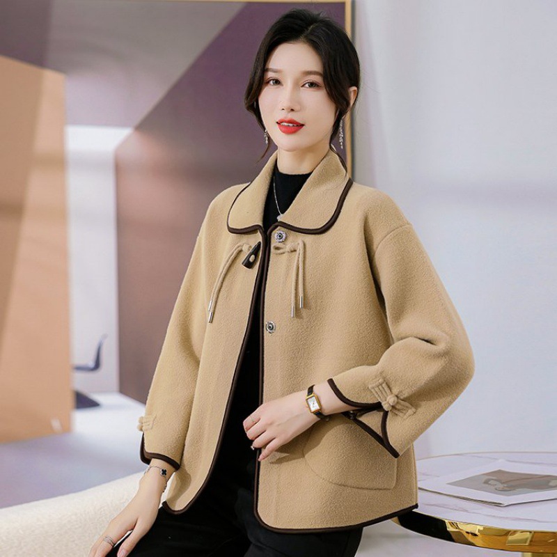 年轻妈妈秋装女士外套2024时尚新款中老年女秋冬毛呢开衫上衣女装