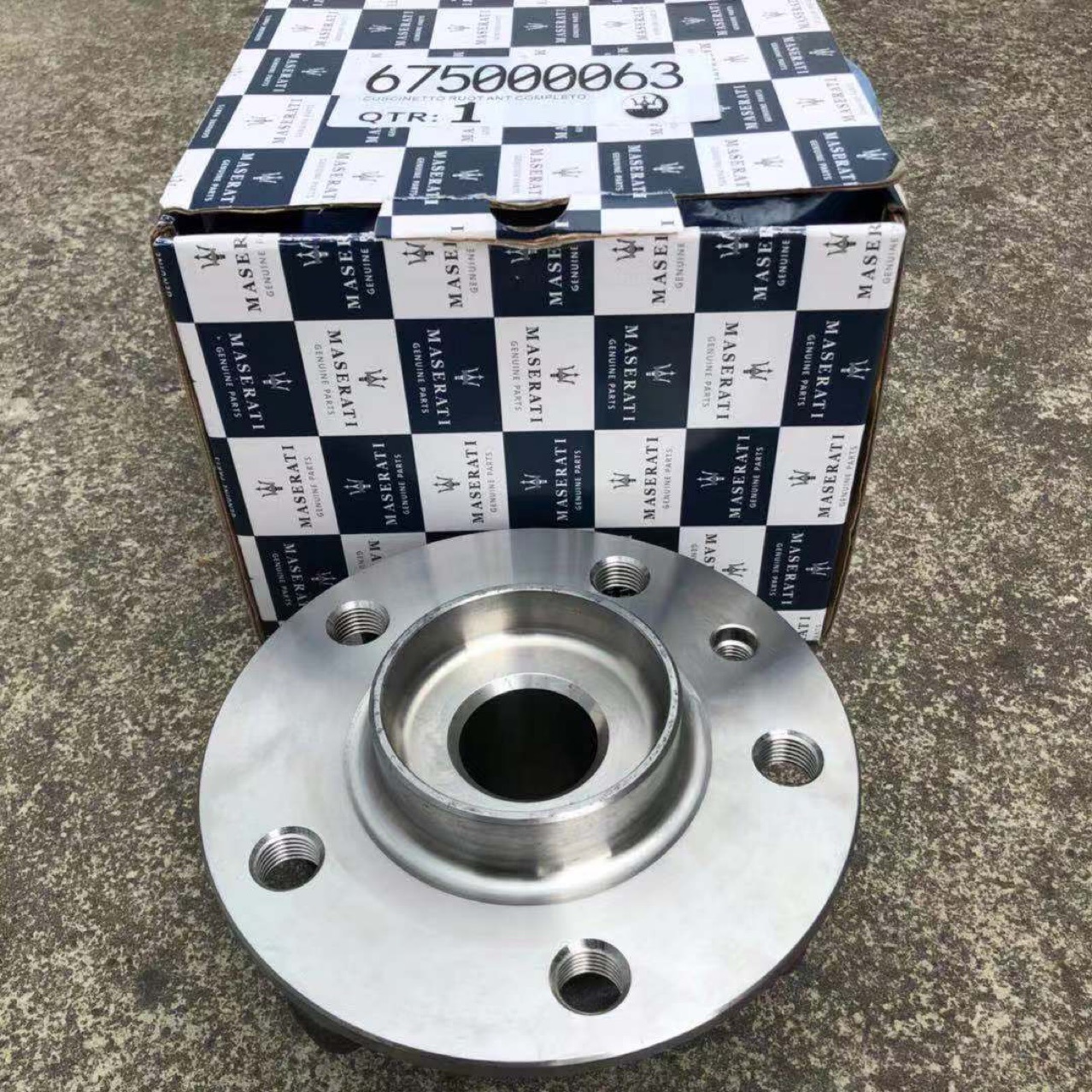 适用 玛莎拉蒂 总裁 gt 吉博力 莱万特 前轮轴头 后轮轴头 轴承