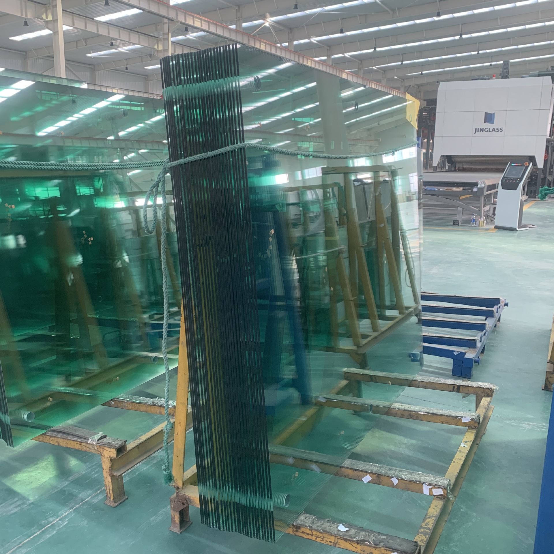 2米 耐高温  2厘玻璃批发