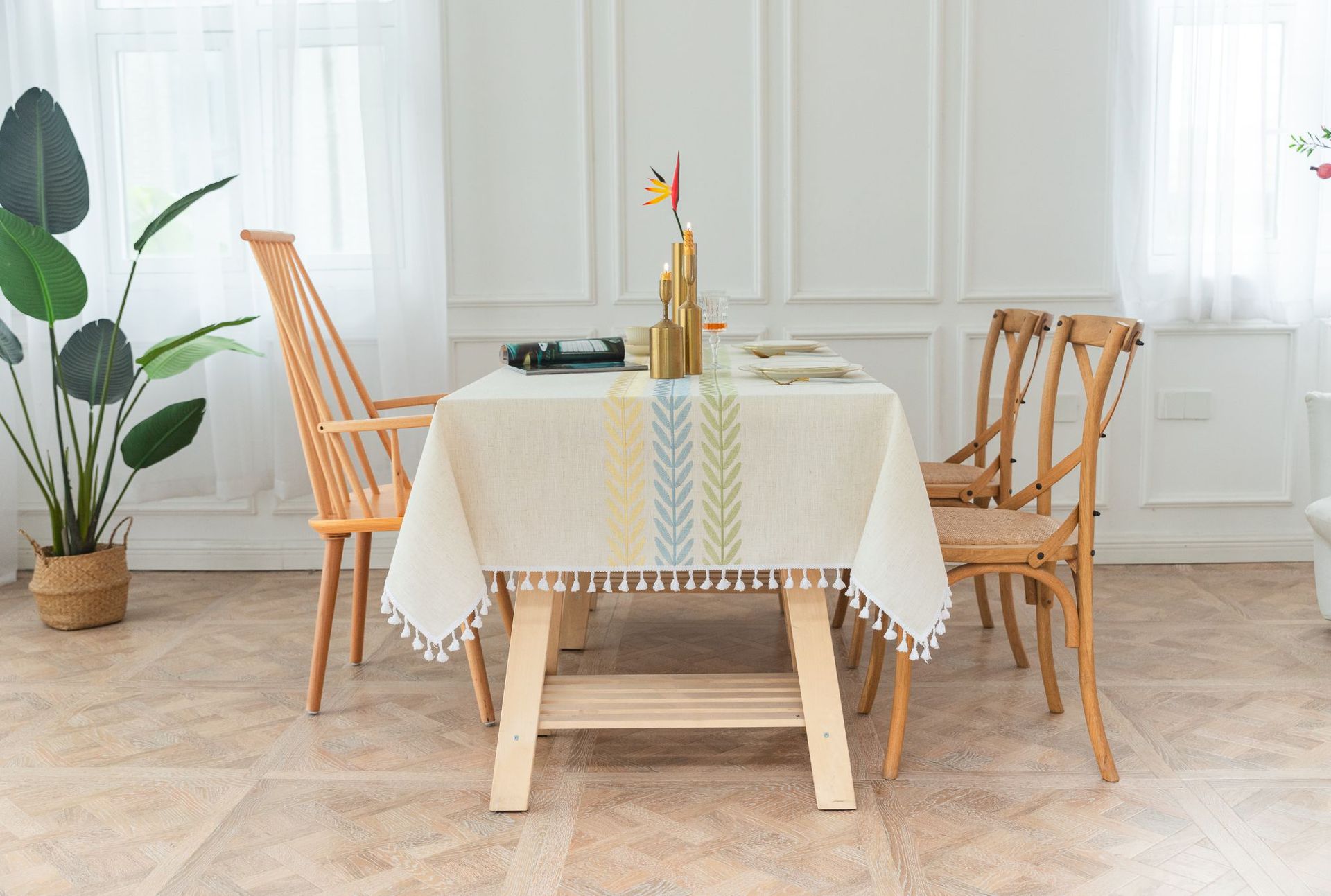 亚马逊 欧式 流苏餐桌布刺绣花叶子派对家用桌面装饰防尘台布盖巾