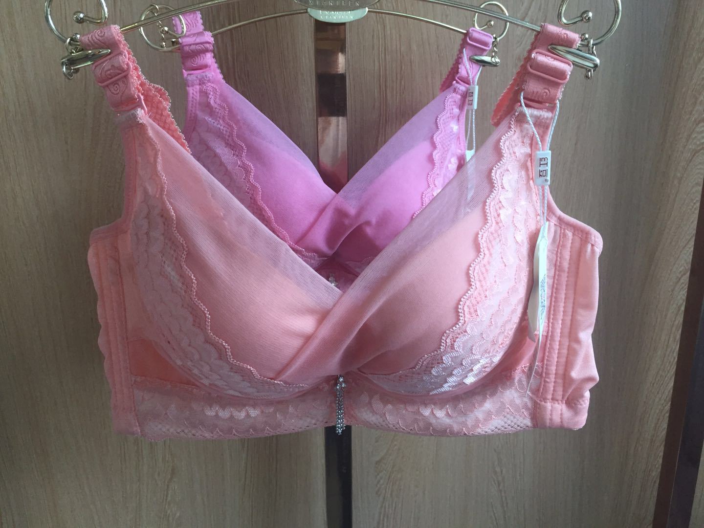 红豆文胸正品清仓女内衣托胸聚拢b杯b杯网纱蕾丝绣花侧副乳收特价