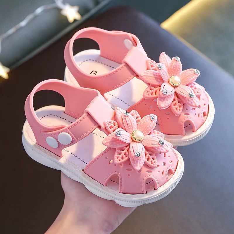 Girls' Sandals 2024 Summer Children's Closed Toe Soft Bottom New Little Girl Princess Shoes Infant Baby Toddler Shoes