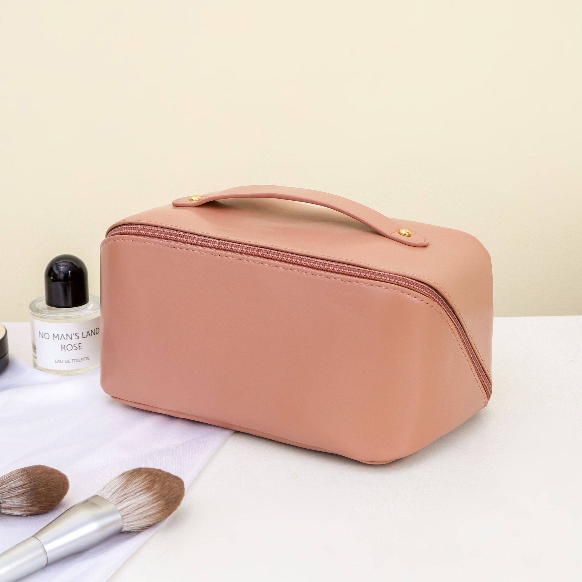 Yiwu Organ Pu Leather Pillow Bag Cosmetics Toiletries Storage Bag Large Capacity Partition Storage Cosmetic Bag