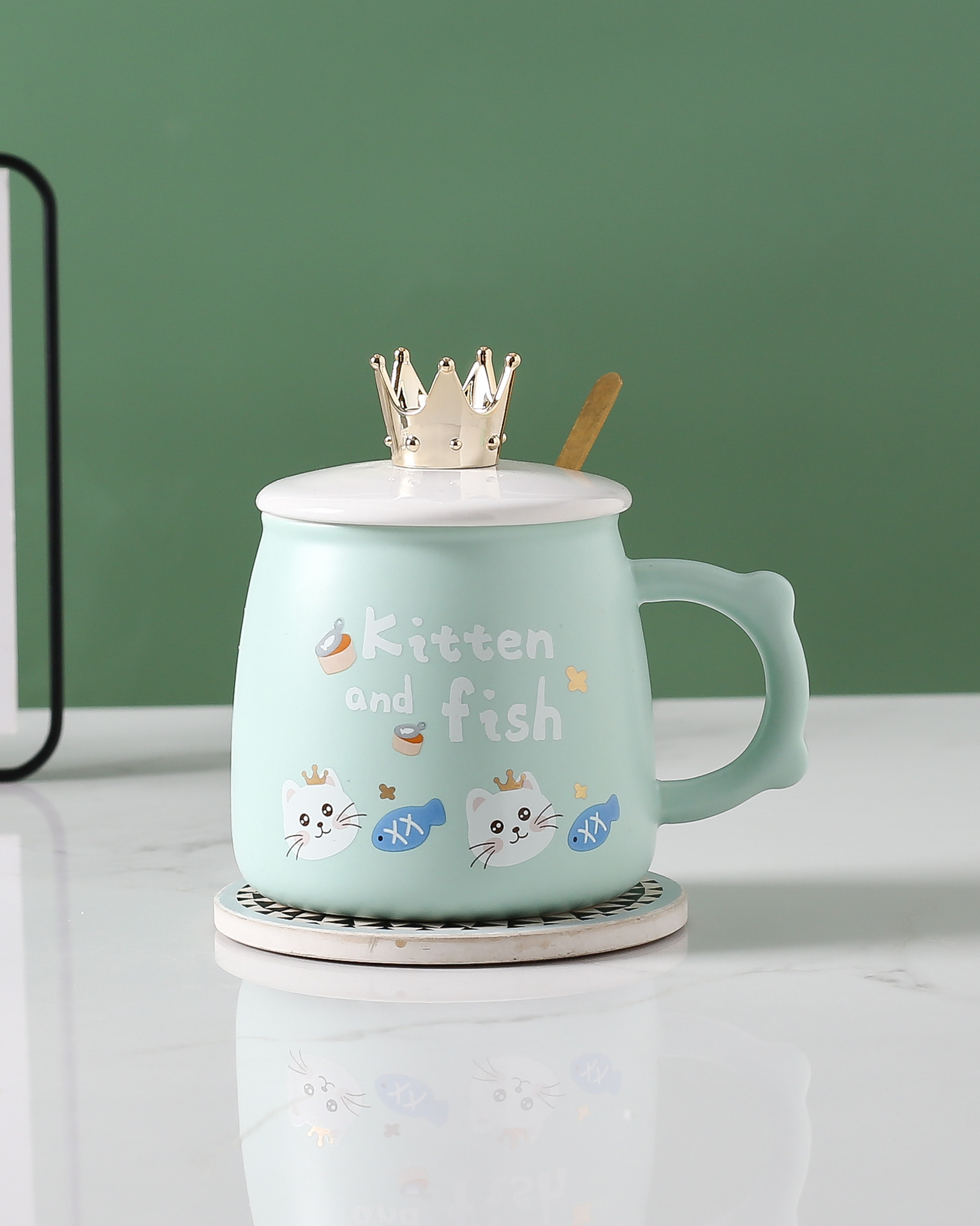 Fashion Crown Ceramic Cup with Cover Spoon Cartoon Couple Mug Wedding Shop Gift Cup Office Water Cup