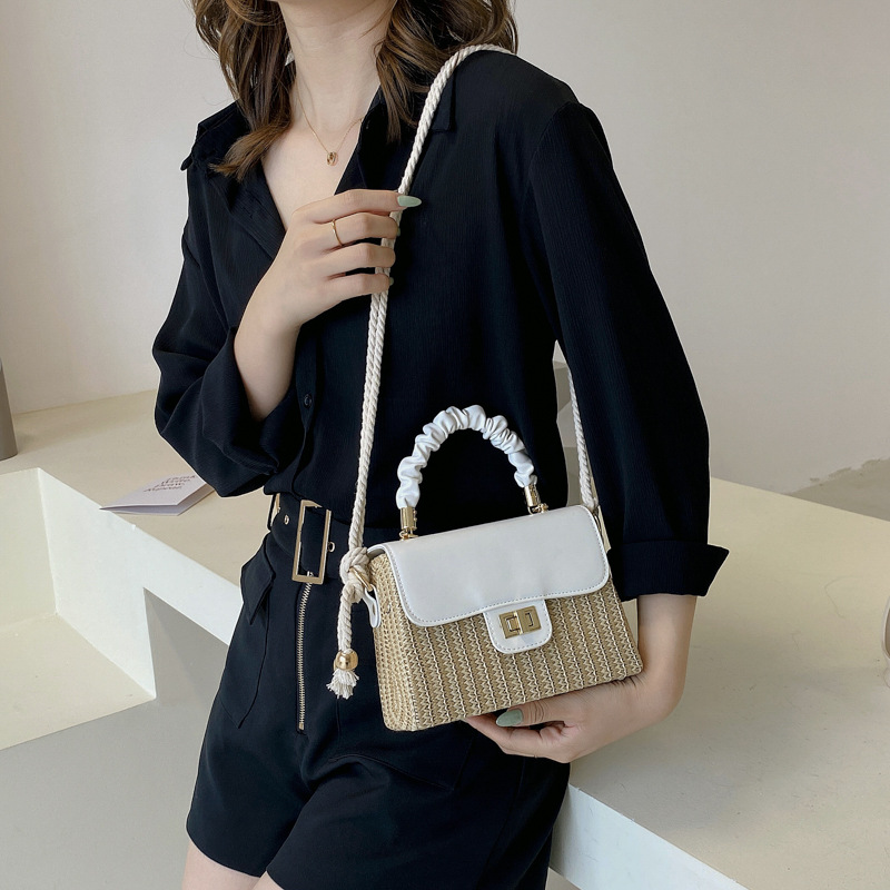 This Year's Popular Straw Woven Bag 2022 Winter New Women's Bags Western Style Hand Messenger Bag Shoulder Woven Small Square Bag