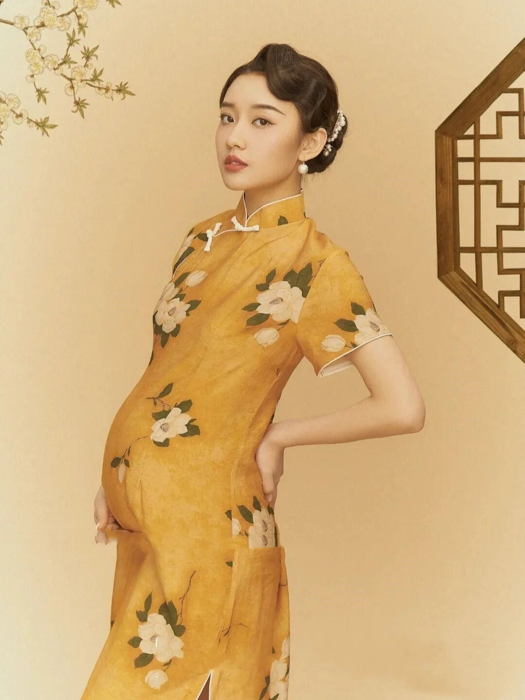影楼孕妇拍照服装写真主题新款中式复古风修身旗袍大肚写真艺术照