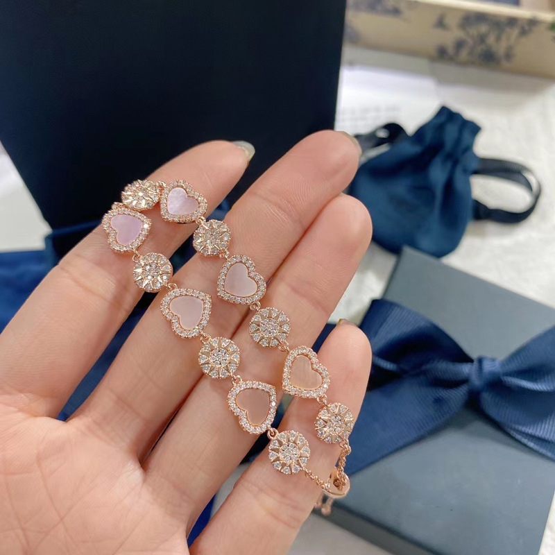 a家pm新品粉色贝母爱心手链浪漫时尚心连心可调节手链节日礼物