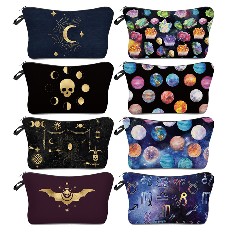 2021亚马逊热销款骷髅星球印花化妆包手拿包女士多功能旅行收纳包