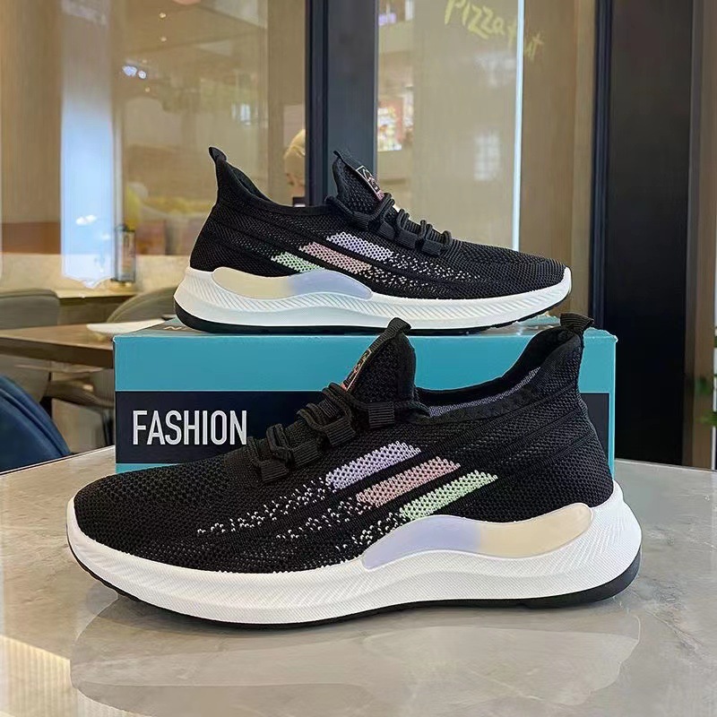 Women's Casual Shoes Light Running Shoes New Flying Woven Breathable Soft Bottom Women's White Shoes Fashion Mom Trendy Shoes Wholesale