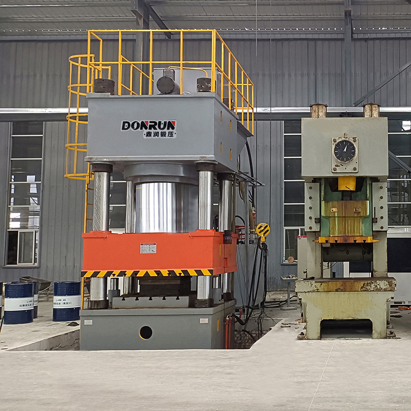 2000吨汽车离合总成压型液压机 定制汽车配件金属模压四柱油压机