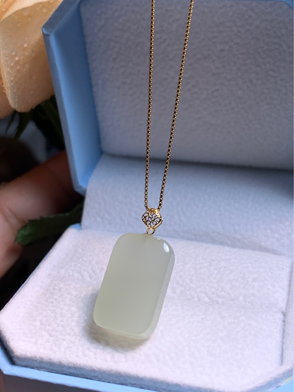 抖音货源18k金和田玉青海料无事牌吊坠 国潮风吊坠-阿里巴巴