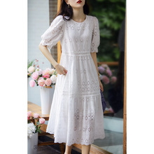 镂空刺绣白色裙子夏季新款初恋法式甜美泡泡袖短袖白色纯棉连衣裙
