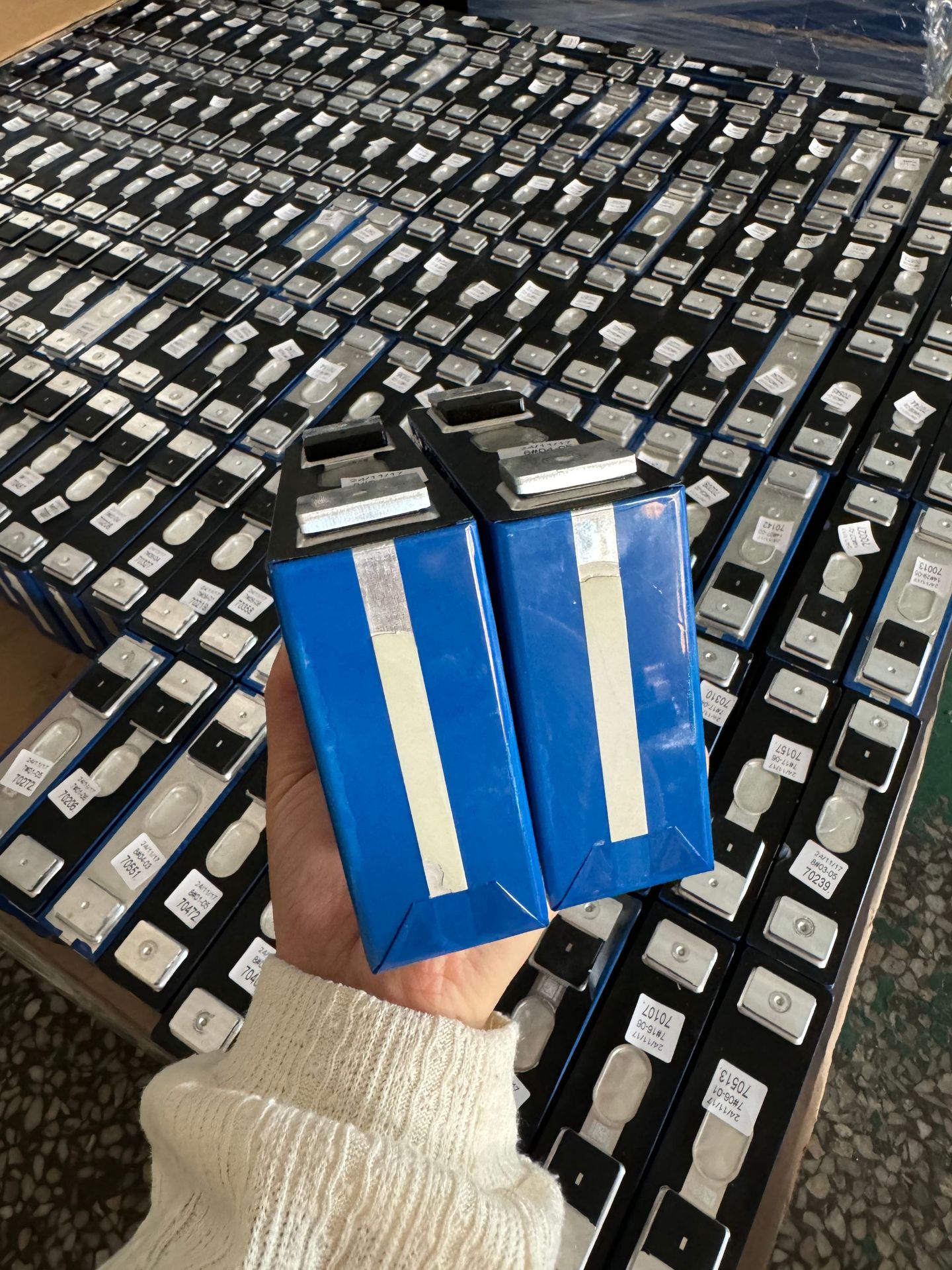 宁德时代70ah方形铝壳电芯3