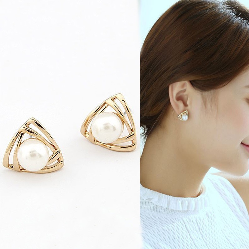 Sterling Silver Needle Korean Style 2022 New Style Pearl Earrings Female Simple Temperamental All-Match Stud Earrings Tiktok Same Style Ear Rings