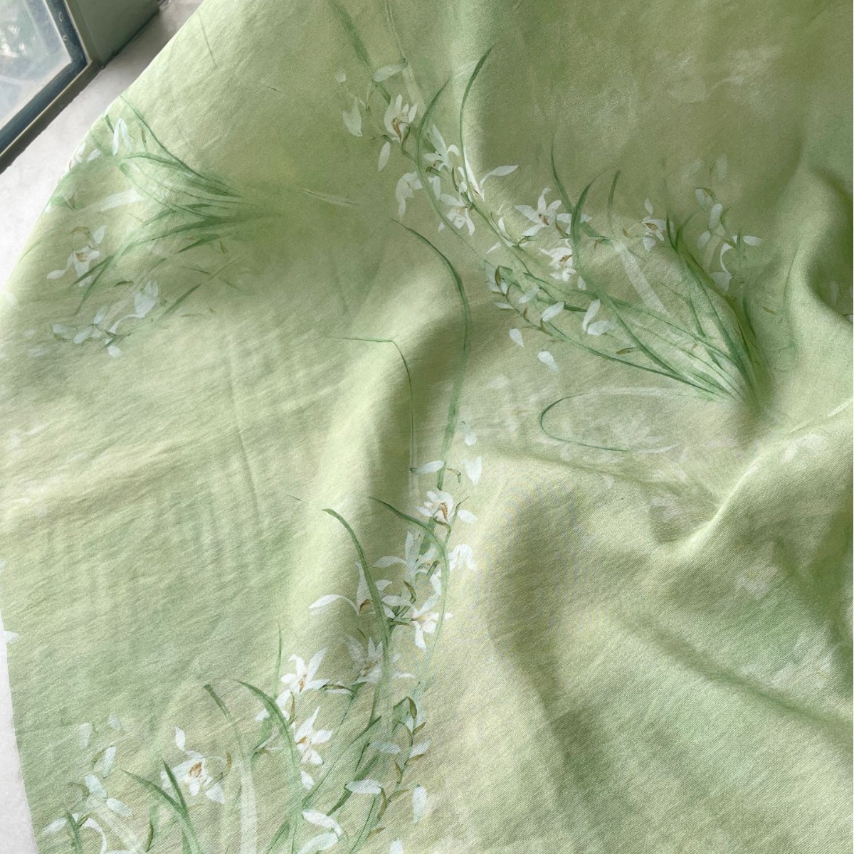 兰花天丝棉印花布料新中式锦丝棉棉绸国风女装旗袍汉服面料牛油果