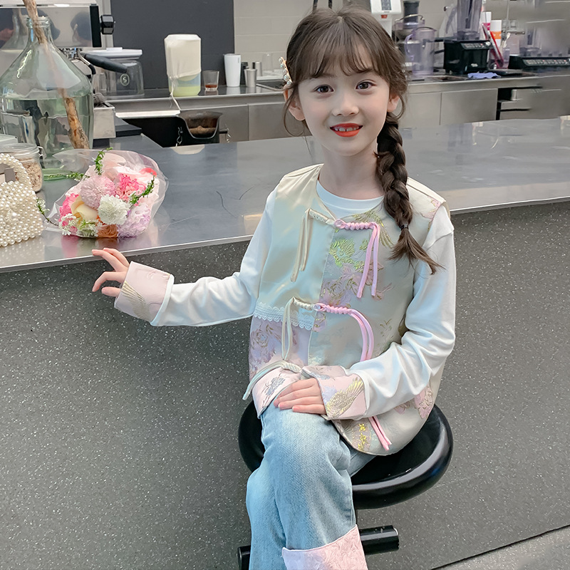 Girls' Chinese Style Suit 2024 Spring New Medium and Large Children's Western Style Spring and Autumn Top Children's New Chinese Style Three-Piece Suit