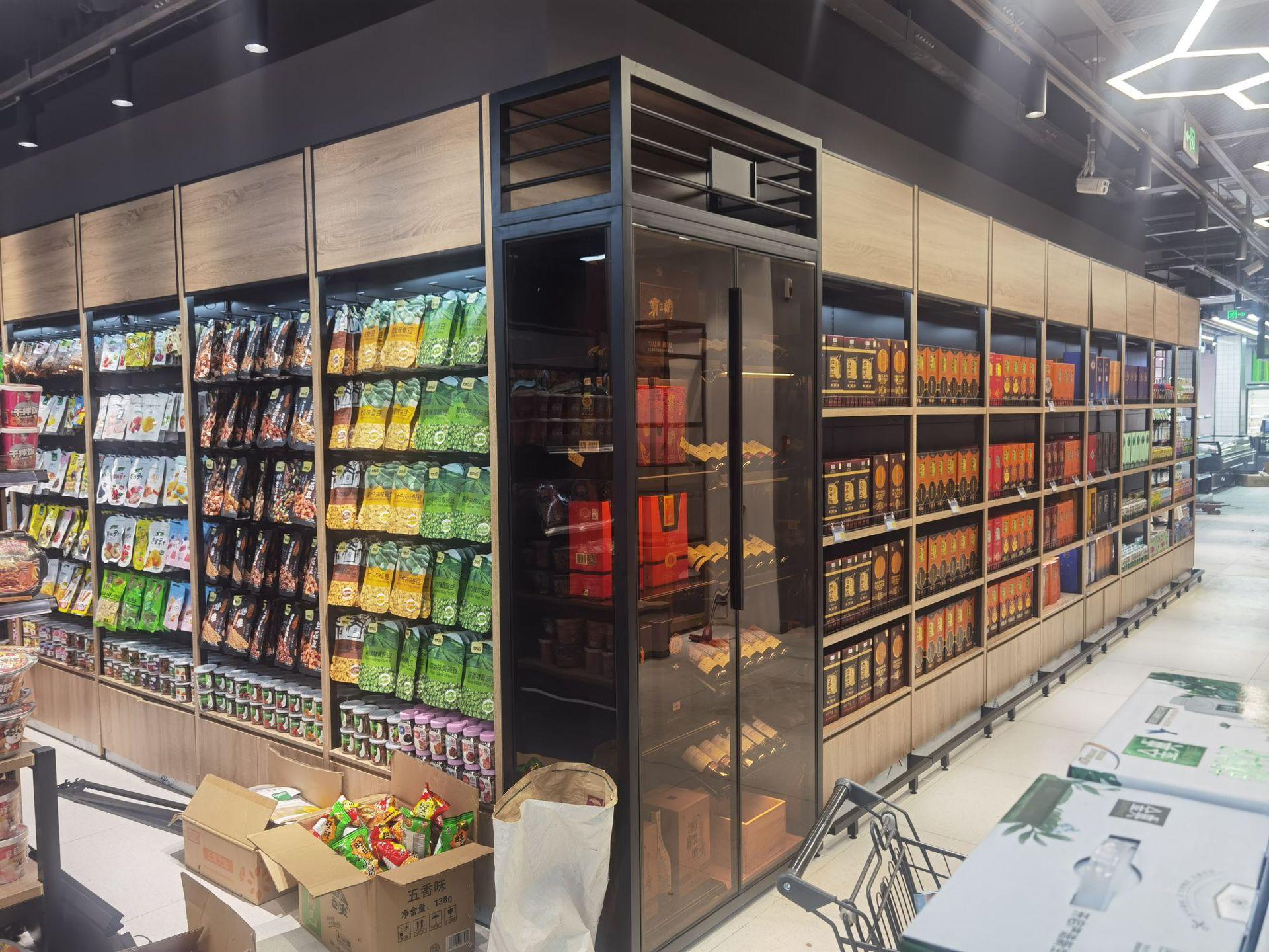 翻盖高背货架,胖东来靠墙货柜,木装饰条超市货架,铁木结合商超