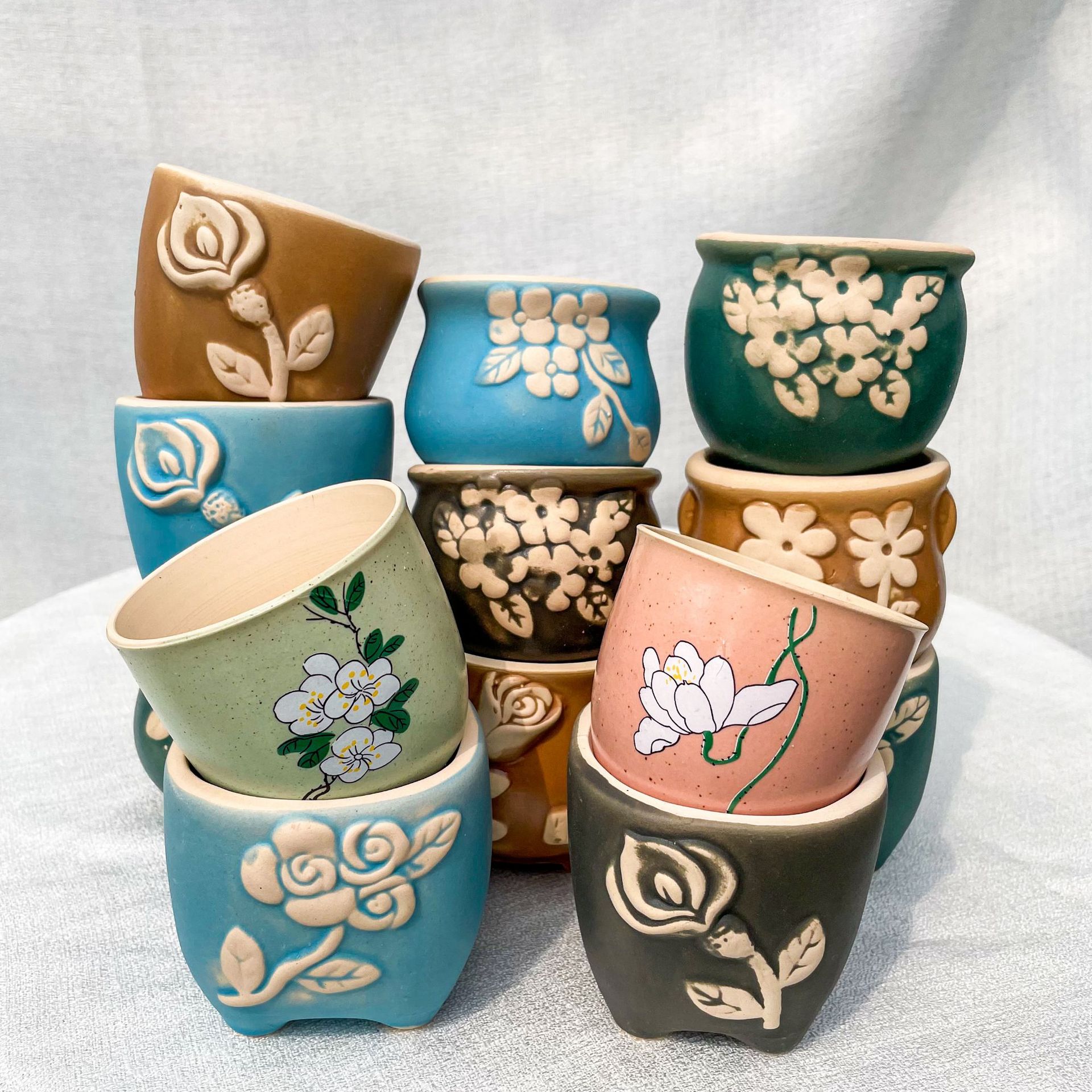 厂家批发多肉花盆仿韩式透气粗陶多肉小花盆控型紫砂小老花桩盆器