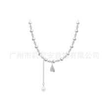 镀18K金钛钢小众设计钢球珍珠链爱心吊坠个性时尚风项链 P233403