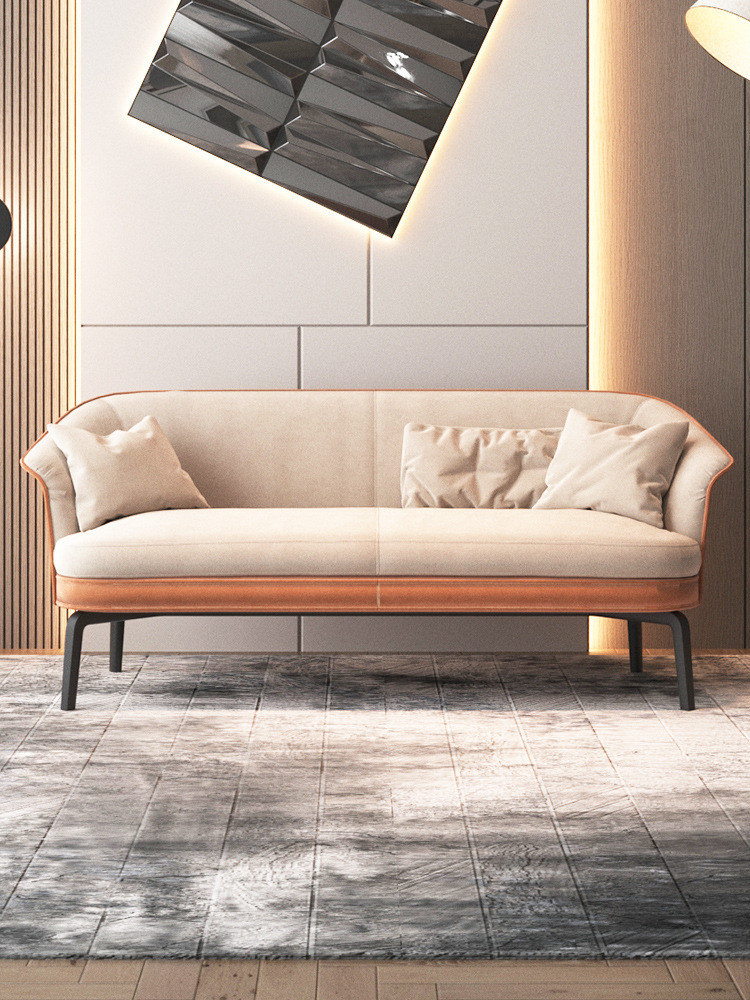 沙发带皮制沙发