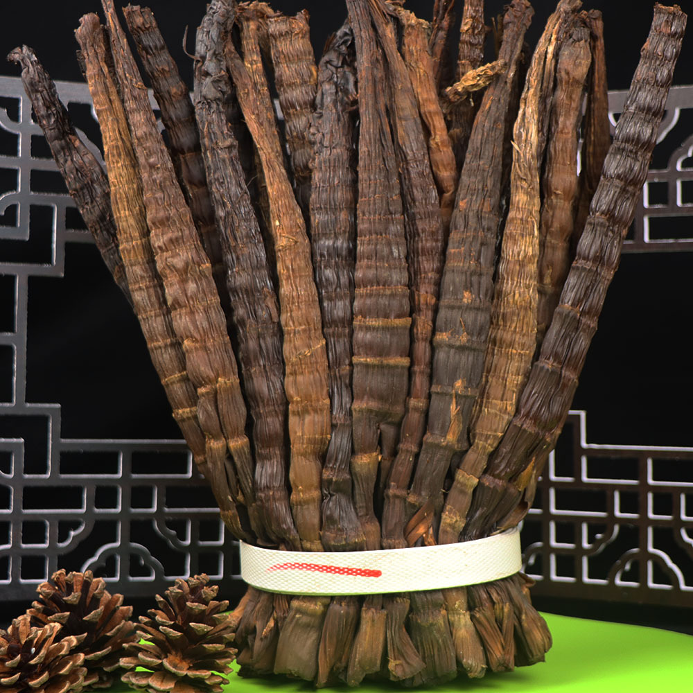 叙永特产水尾大竹笋赤水筒筒笋四川泸州烟熏刺竹方笋古蔺牛尾笋竹