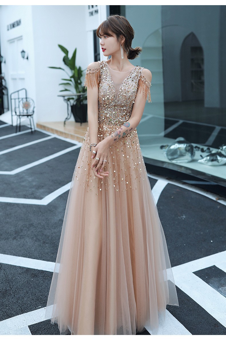 宴会2021新款小众性感主持人晚礼服名媛大气气质肩流苏连衣裙女