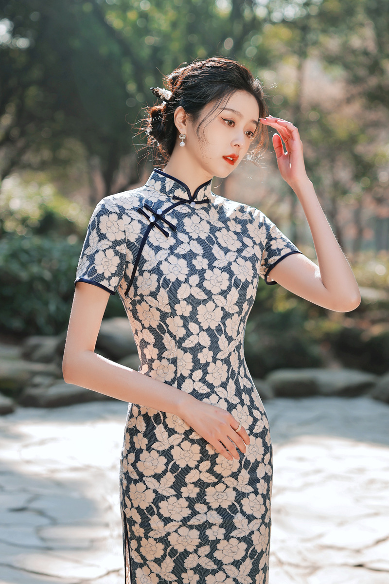 蕾丝旗袍中长款2022年新款改良蚀骨年轻少女日常复古民国气质名媛