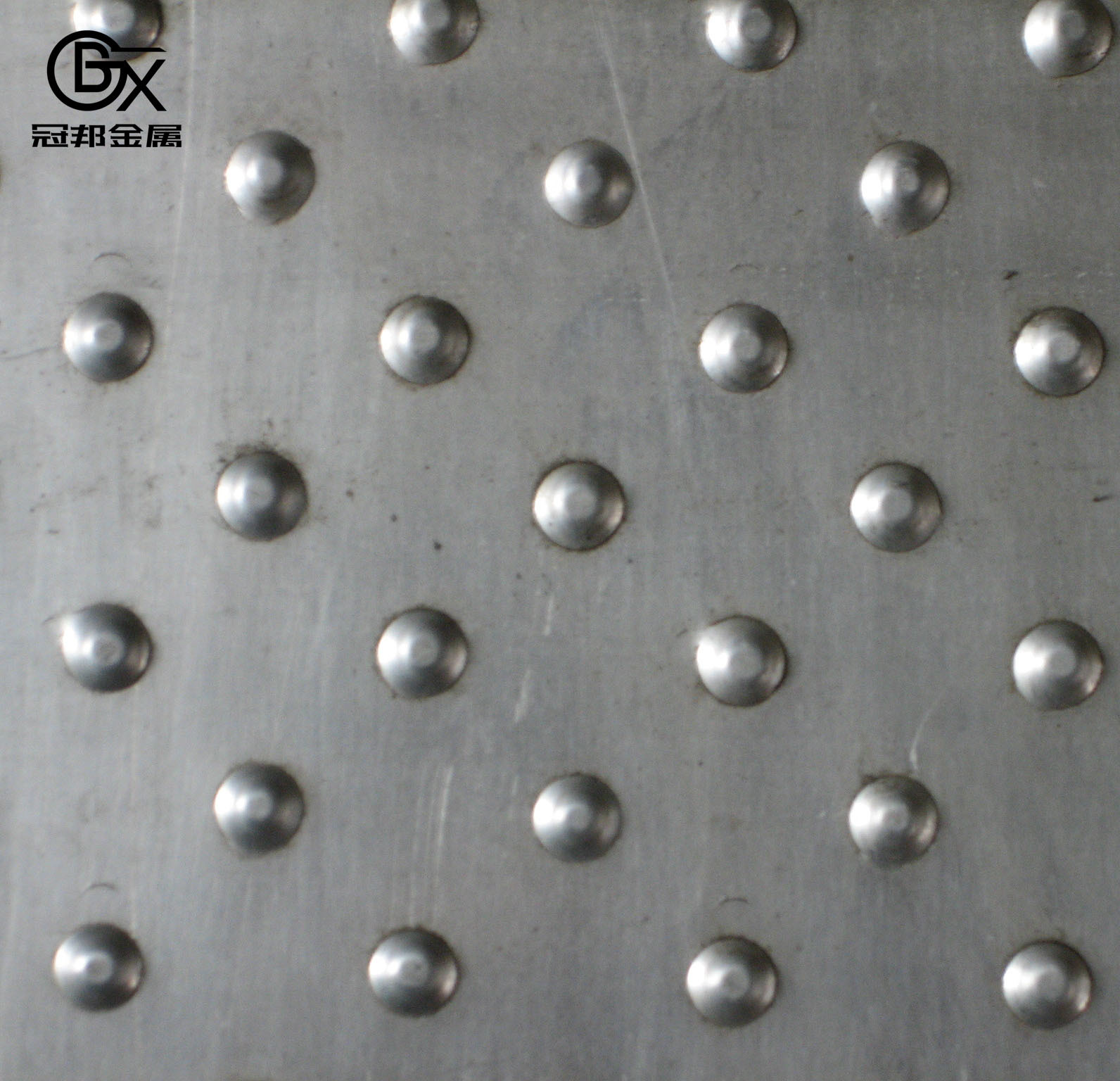 不锈钢整张花纹板304 316防滑板5mm3mm圆豆型t型压花板焊接折弯