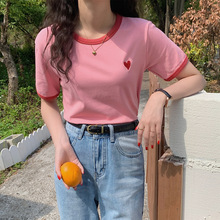 粉色短袖t恤女2024夏季新款刺绣设计感小众短款修身显瘦正肩上衣