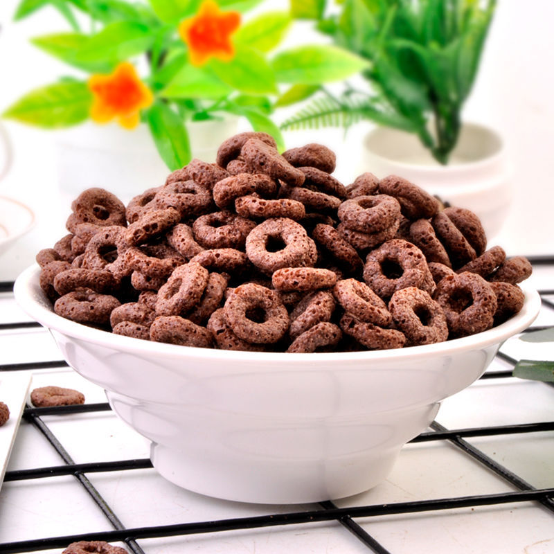 巧克力谷物圈俄罗斯进口食品低脂代餐玉米片低糖无油即食早餐麦片