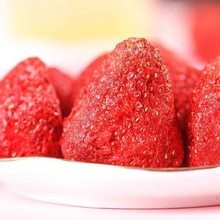 草莓干新鲜冻干草莓脆水果脆干果小零食批发网红休闲大礼包混合装