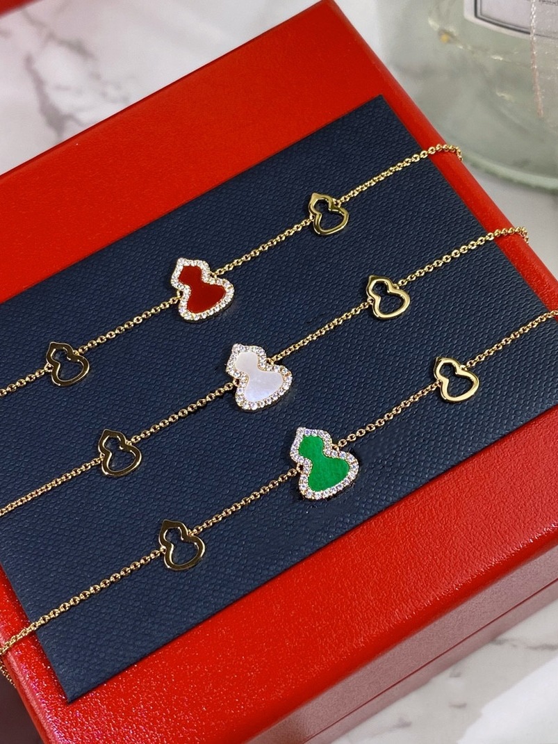 麒麟葫芦手链女18k玫瑰金红玉髓白贝母镶钻手饰中国风高级感手环