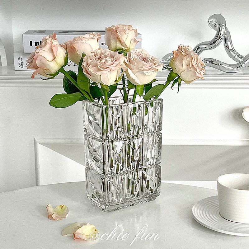 INS Style Light Luxury and Simplicity Glass Vase Hydroponic Living Room Flower Arrangement Transparent Ornaments Advanced Sense Internet Celebrity Flower Ware Wholesale
