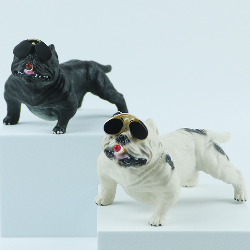 汽车摆件车载法斗狗恶霸狗吸烟犬汽车内饰品手办恶犬手办一件代发