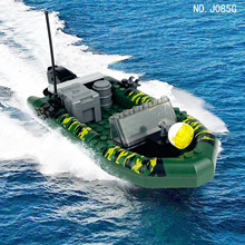 J085G军绿冲锋艇儿童拼装小颗粒积木海上玩具配件装备箱跨境批发