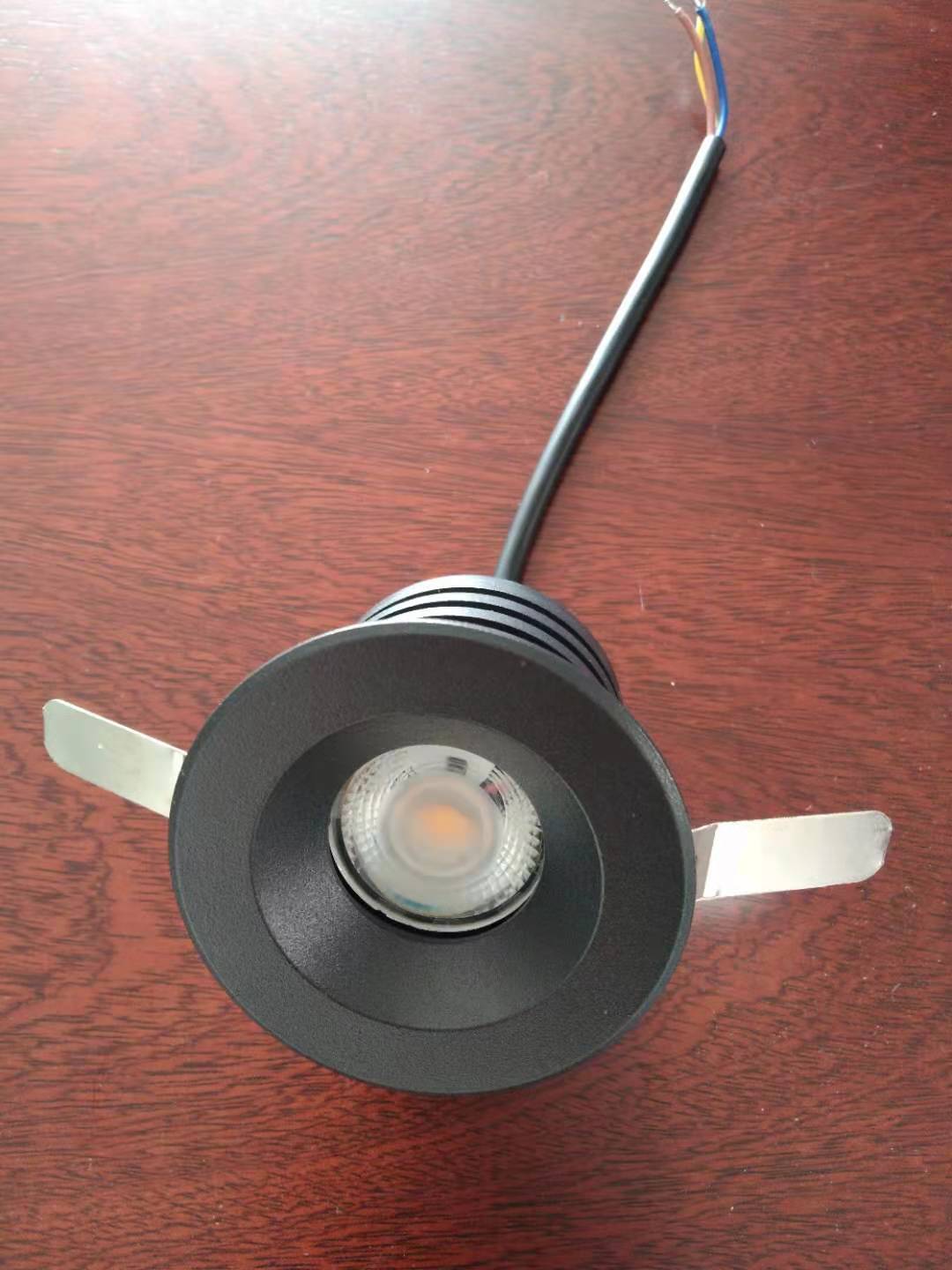 厂家直供浴室 洗浴间 淋浴房卫生间led防雾射灯 室外走廊防水筒灯