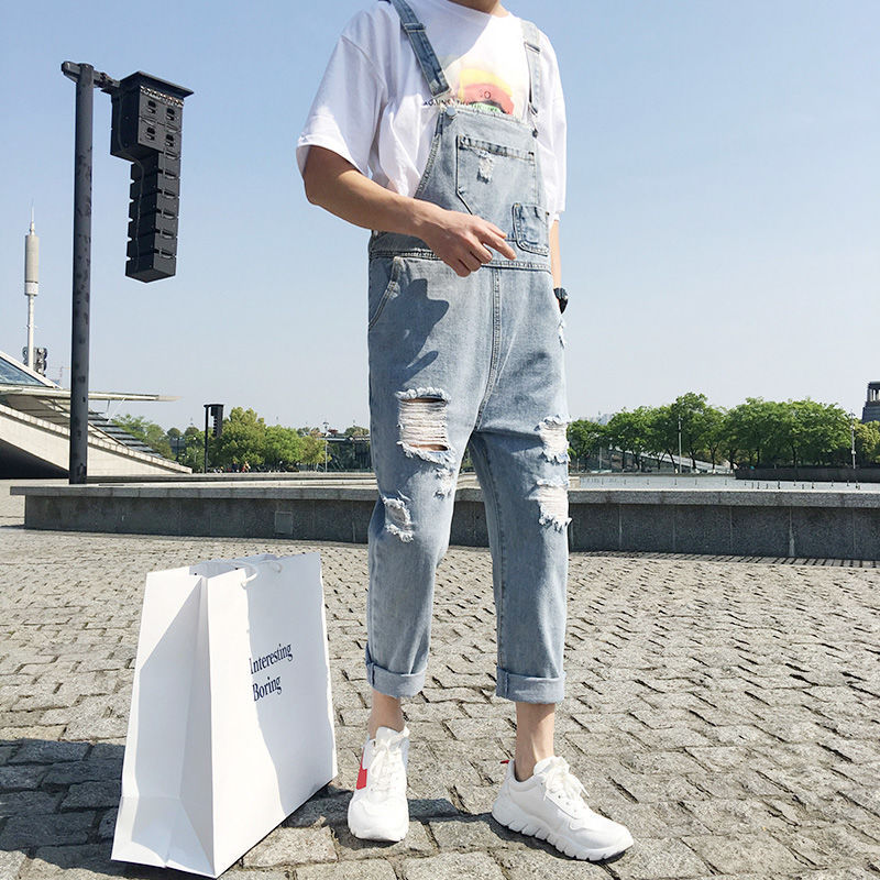 夏季牛仔背带裤男潮宽松情侣百搭连体裤学生减龄直筒破洞九分裤子