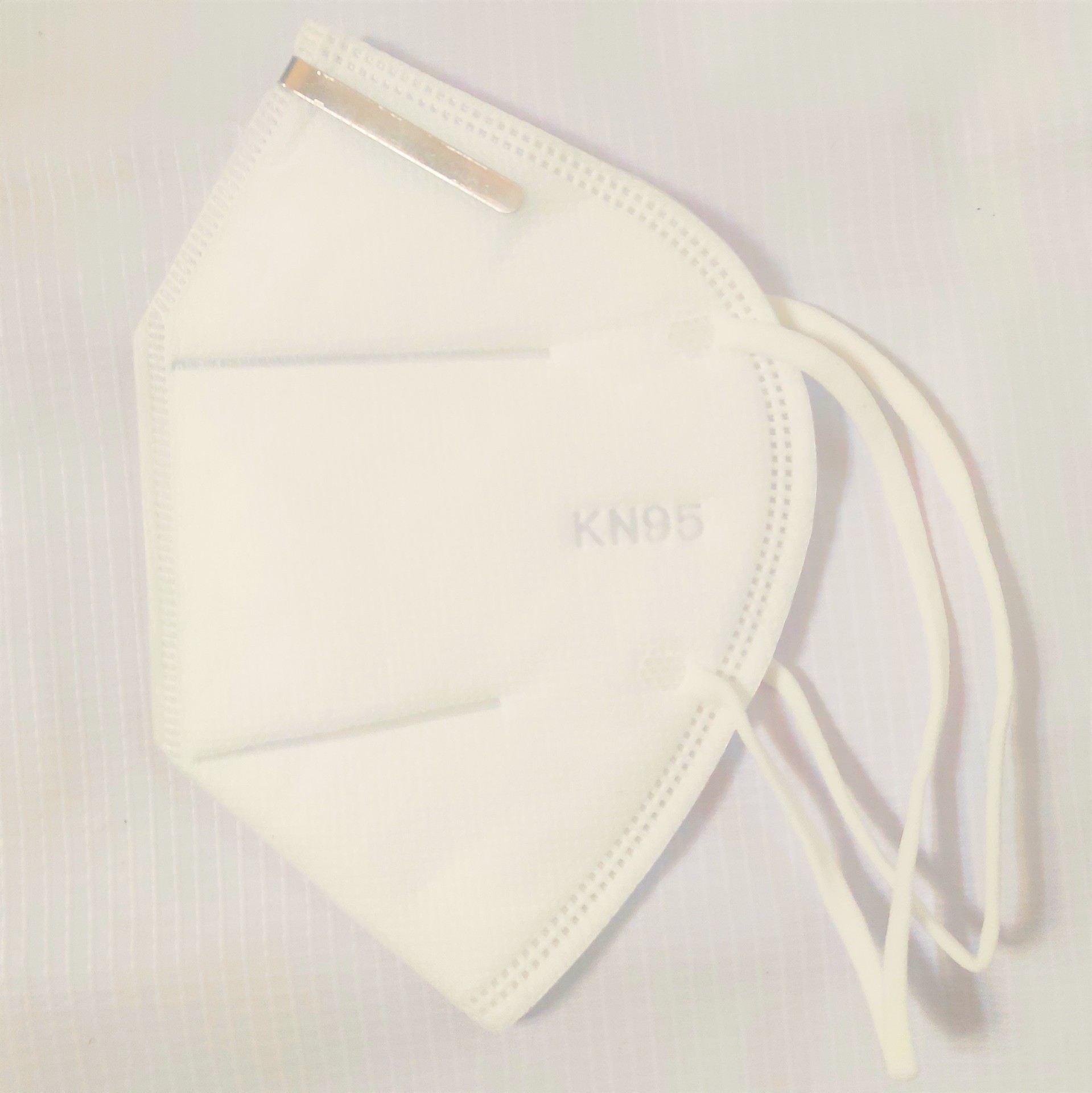 厂家直发kn95熔喷布净化空气可塑鼻夹防飞沫颗粒物3d立体防护口罩