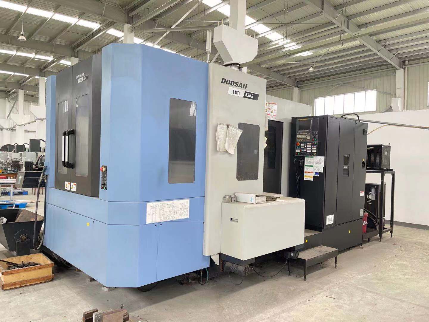 二手卧加韩国斗山630卧式加工中心hm635ii九成新