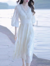 绝美白色v领连衣裙高端精致小众仙气超仙森系温柔风长裙子女夏季