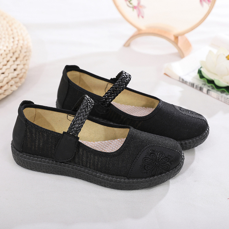 Old Women's Cloth Shoes Spring New Old Beijing Cloth Shoes Pumps Mother Shoes Non-Slip Soft Bottom Middle-Aged and Elderly Glove Shoes