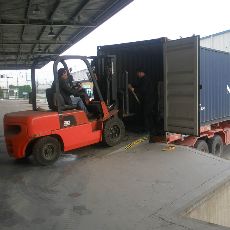 物流仓储集装箱装卸平台叉车装车月台调节板电动液压固定式登车桥