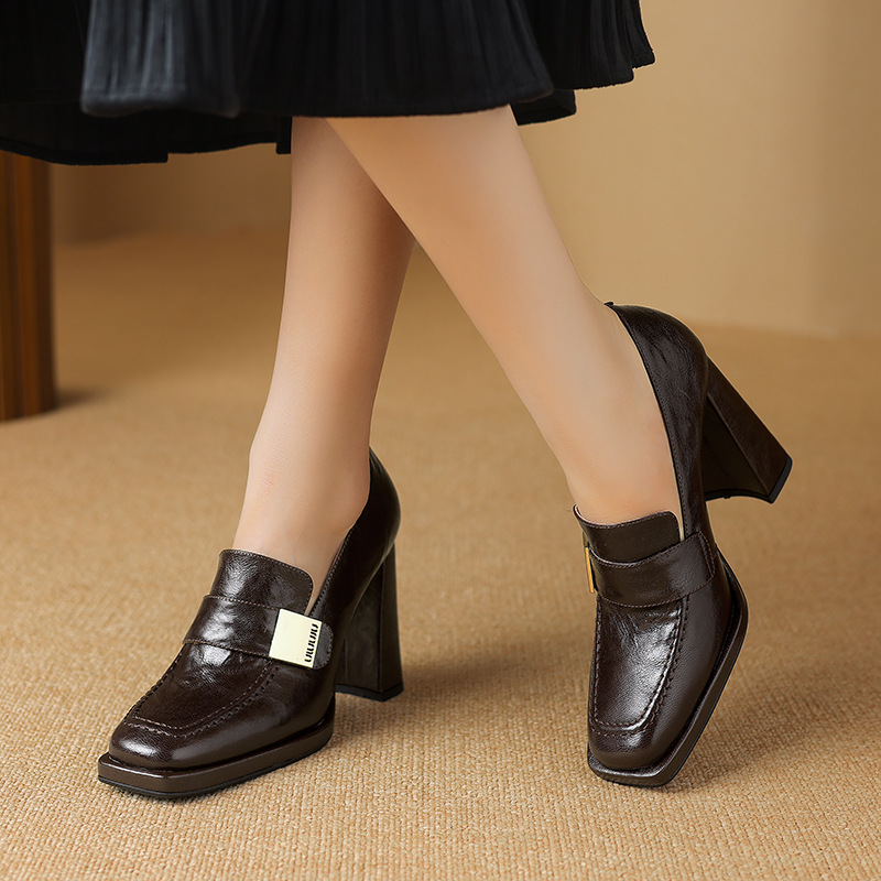 成都女鞋春夏季新款鞋子方头粗跟性感高跟乐福鞋水台方扣金属单鞋