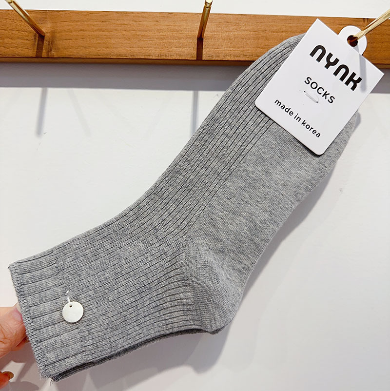 [Socks Sewing Buttons] Korean Dongdaemun Socks Comfortable Fashion Ladies Middle Tube Cotton Socks Simple