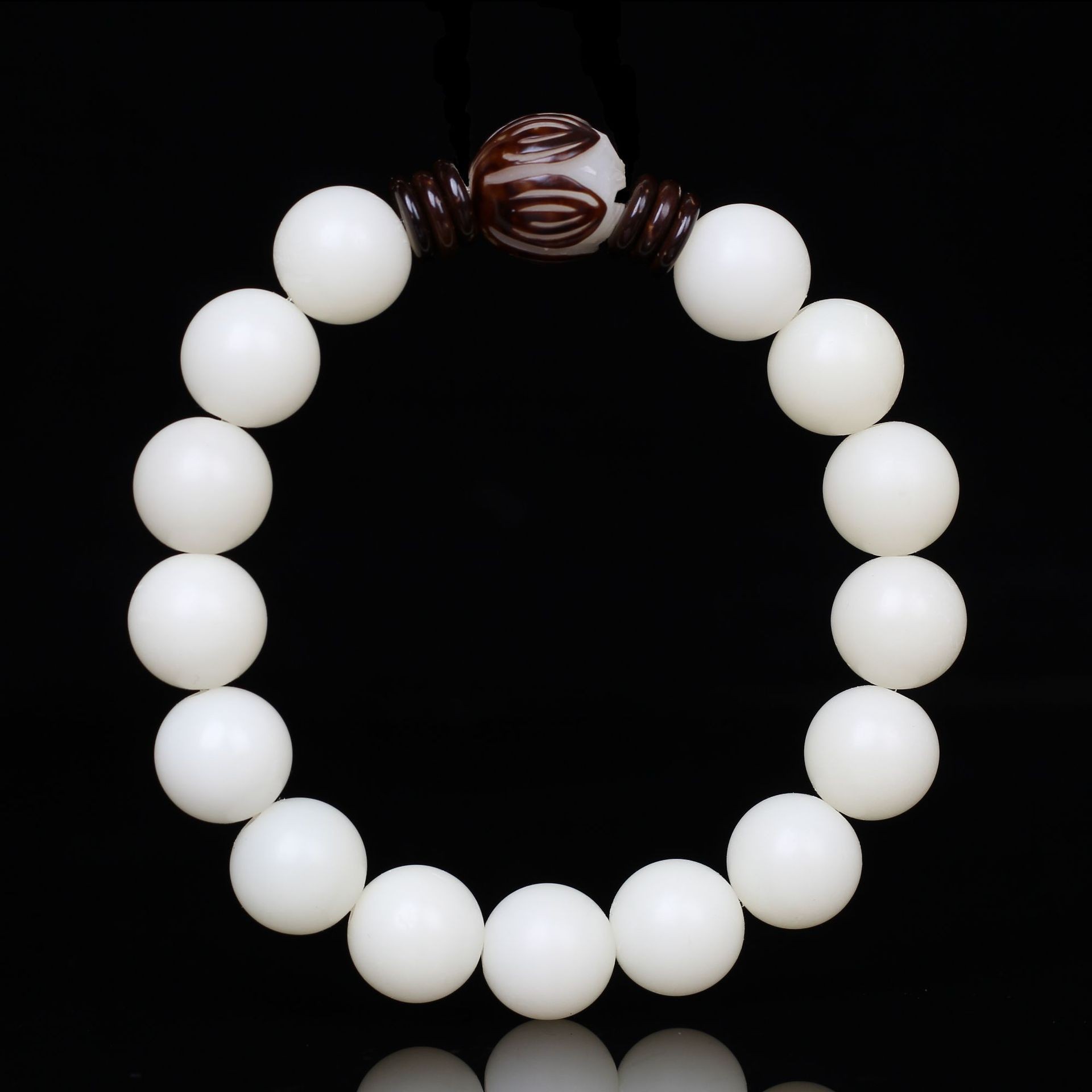 白玉菩提手串男菩提根女手链品原籽圆珠抛光文玩情侣手链厂家批发